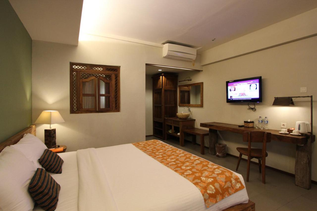 Rumah Batu Boutique Hotel Solo Habitación foto